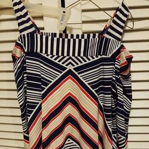 Blouse cold shoulder, v